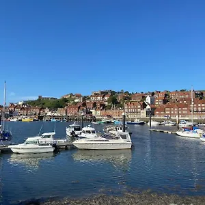 Scoresby Quarters - Whitby